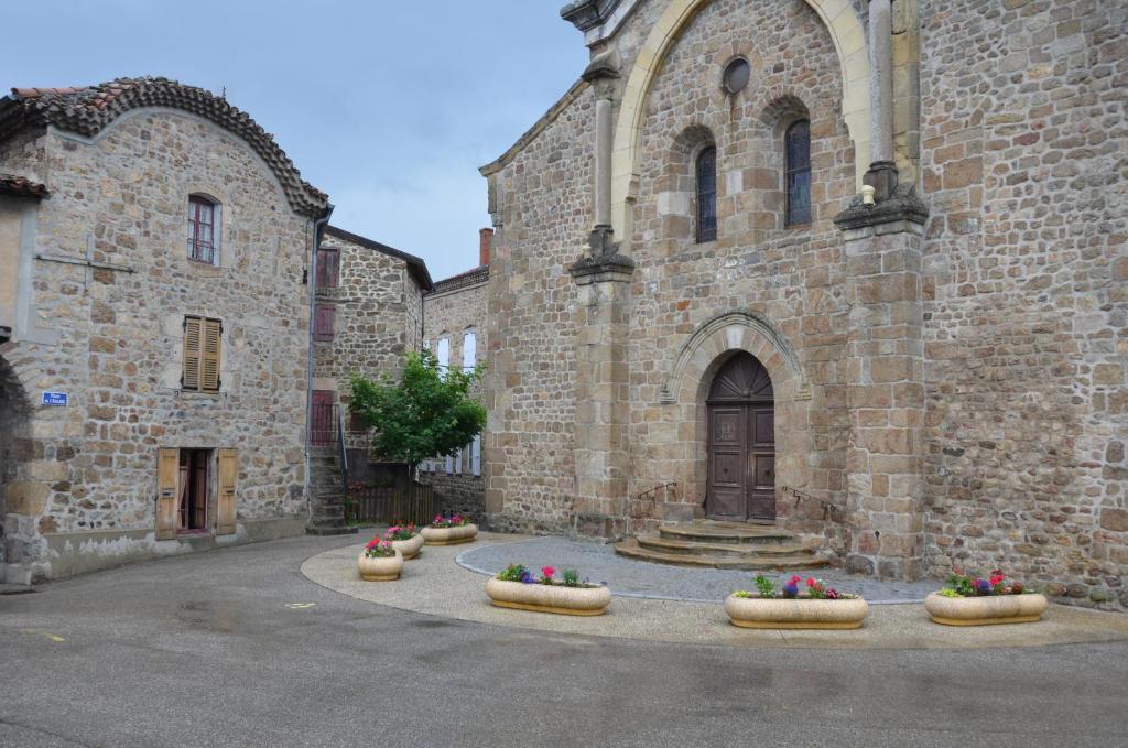 La Bastide De Fontaille Panzió Saint-Félicien Kültér fotó